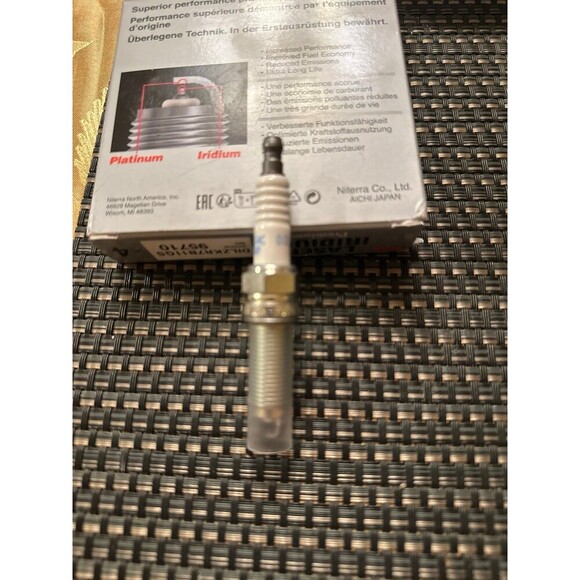 NGK Spark plugs for 2014 Honda Civic - Picture 6 of 7